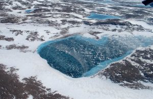 Us-greenland Row:आर्कटिक सुरक्षा पर डेनमार्क और ग्रीनलैंड के साथ बातचीत शुरू; अमेरिकी विदेश मंत्री का दावा – Frozen Greenland Meltpond